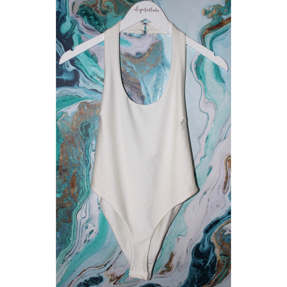 Tiger Mist White Pearl Backless Bodysuit